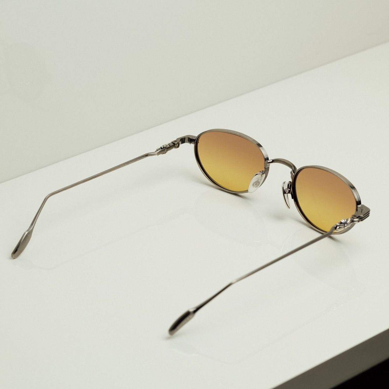 Солнцезащитные очки Chrome Hearts